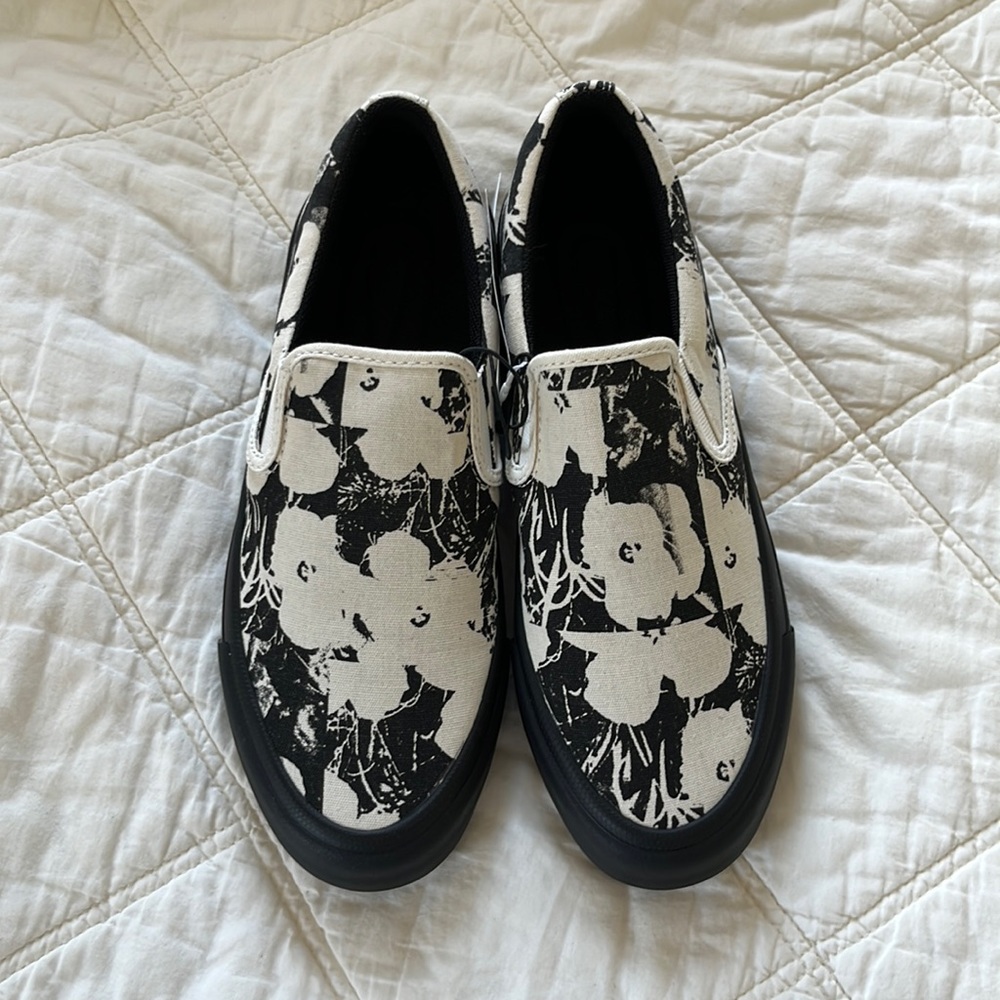 NWT Uniqlo Andy Warhol slip ons
